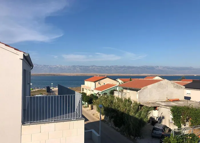 Velebit View Apartment Vir